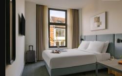 Rose Hotel Het Park, Sonder