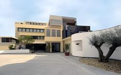 Magri's Hotel