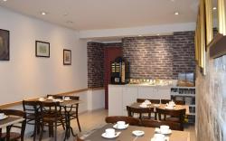 Hotel William's Opera