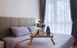 Paragon Suite, Queen Suite by Antlerzone