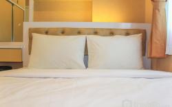 Homey 2BR Apt @Green Pramuka near Mall By Travelio