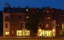 Grot Hotel