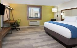 Holiday Inn Express & Suites Moore By IHG
