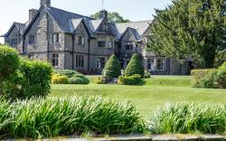 Maes Manor Hotel