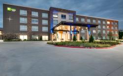 Holiday Inn Express & Suites Dallas North - Addison By IHG