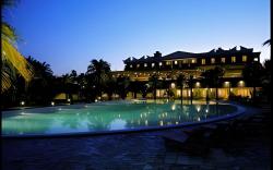 Savoy Beach Hotel
