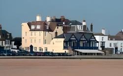 Royal Hotel