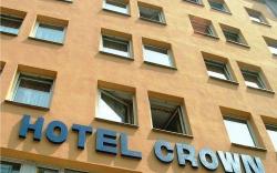 Crown Hotel