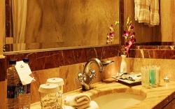 Grand Palace Hotel