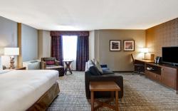 DoubleTree by Hilton West Edmonton