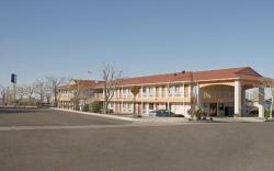 Travelodge by Wyndham Albuquerque East