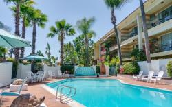 Hotel Pepper Tree Boutique Kitchen Studios Anaheim