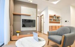 Lovely 02Br Apt Vinhomes Metropolis
