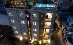Mi Lan Corner Hotel