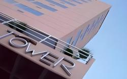 Hotel Tower Inn & Suites