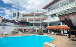 Hotel O Top North Guesthouse