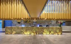 Meriton Suites World Tower