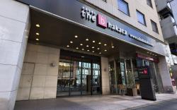 the b hakata