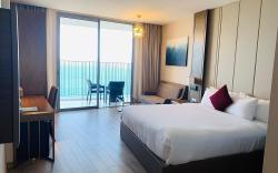 Ocean View Panorama Luxury - FREE POOL & GYM  03