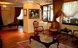 Triana Hotel