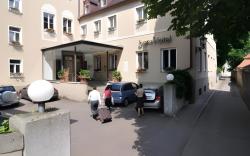 Dom Hotel