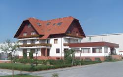 Hotel Garden Club
