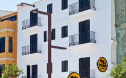 Hotel Ryans La Marina