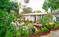 Toppers corner - A Boutique Garden Resort