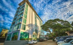 Phuglong Hotel