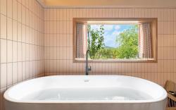 Gyeongju Hanokstay Hangbokhanzip