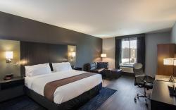 Holiday Inn Hotel & Suites Milpitas By IHG
