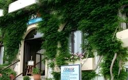 Azure Mare Hotel