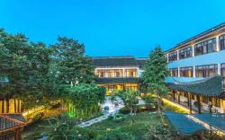 JI Hotel Suzhou Guanqian Street Lindun Road Metro Station