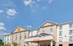 Super 8 by Wyndham Barrie South