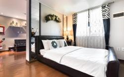 Gosung Christmas Pension