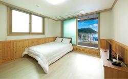 Samcheok Haega Pension