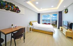 Seogwipo Daepyeong Olleh Pension