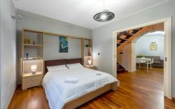 Central Ortigia Apartment Steps Away From Sights