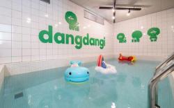 Gapyeong Dangdangi Pet Poolvilla Blue