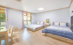Goseong Gamnamu Pension