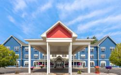AmericInn by Wyndham Iron Mountain