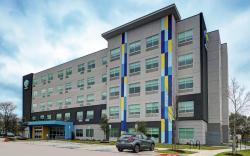 Tru by Hilton Austin Airport