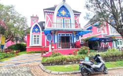 Villa Oxford 3 Kamar