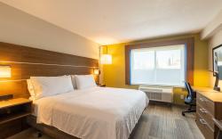Holiday Inn Express Anaheim West By IHG