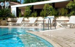 HOTEL TRIONFAL - Fronte Mare - Vicinissimi al Centro