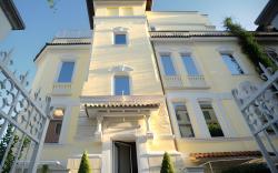 Hotel Villa Duse