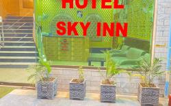 Hotel Sky Inn
