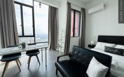 Seven Studio 5 @ Empire Damansara - Netflix & WiFi