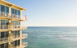 Kaimana Beach Hotel