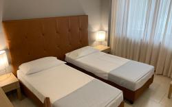 Flying Hotel